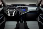 Toyota Prius C 2011 года